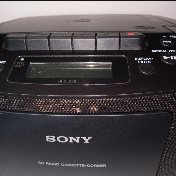 Sony CFD-S50 CD/Line-in Jack/Headphone Jack/Digital/CD-R Playback/MP3 CD - Picture 2 of 4